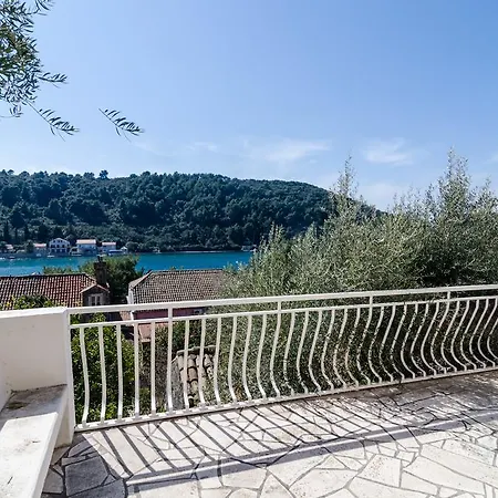 Boroje 3* Šipanska Luka